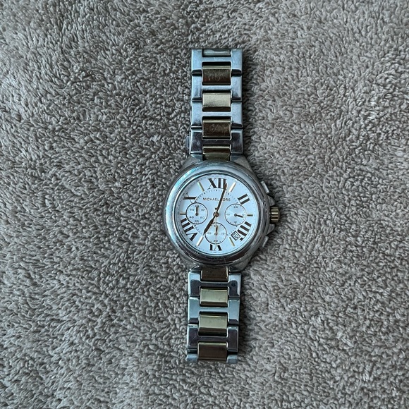 statement piece - Picture 1 of 1